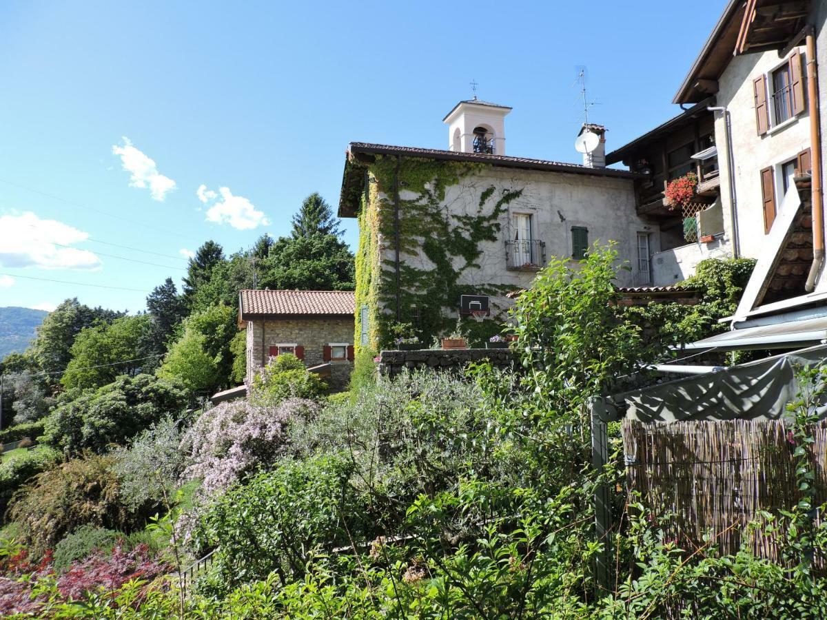 Вилла Casa Maggiana Манделло-дель-Ларио Экстерьер фото
